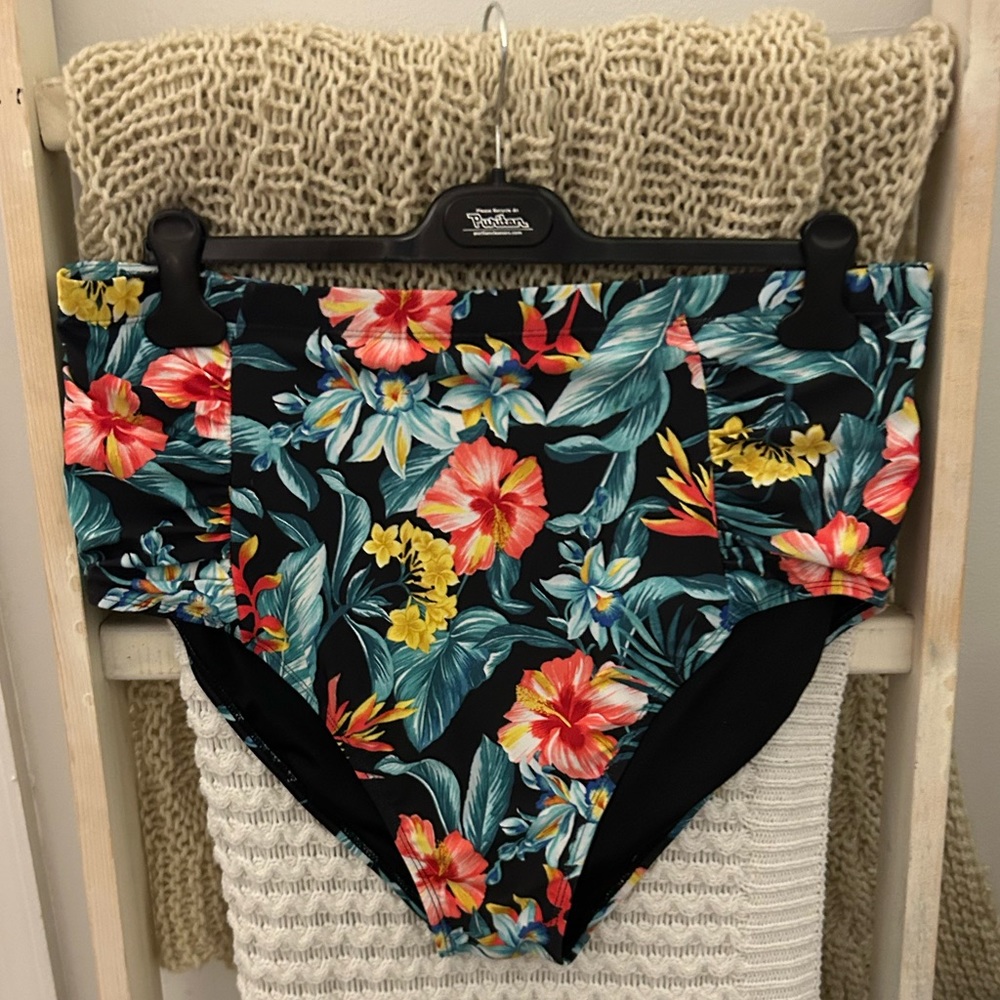Old navy swim bottoms